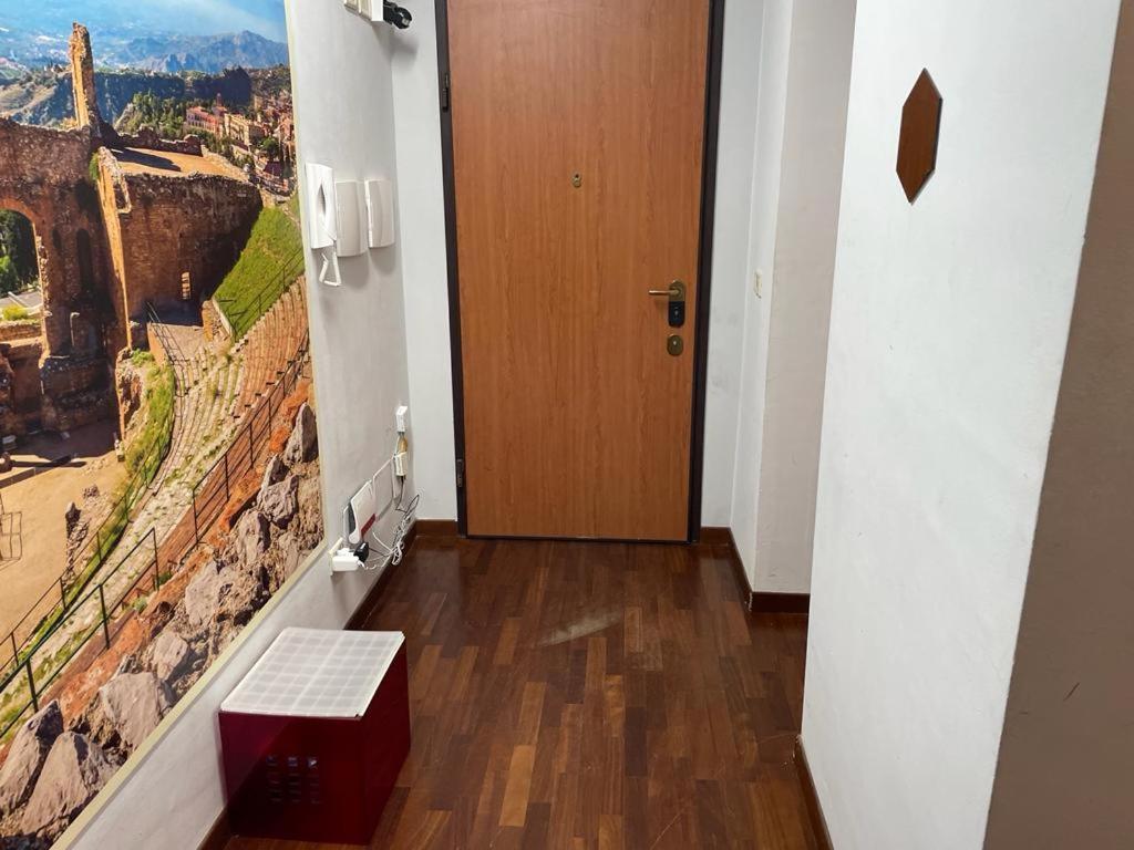 Locami Holiday&Rooms Suite Jolanda CTA Exterior foto